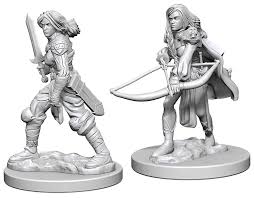 Pathfinder Battles Unpainted Minis - Human Female Fighter